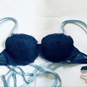 Victoria’s Secret Pink Lace Bra w/Lattice Design
